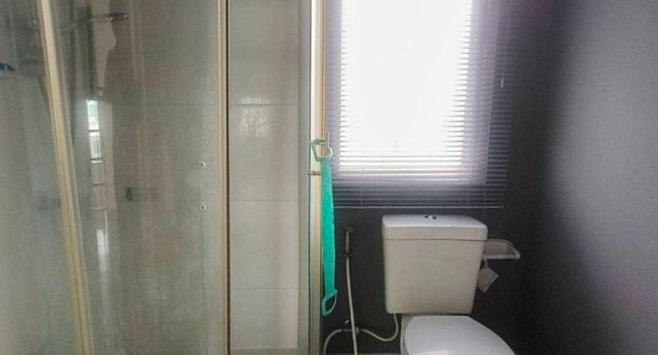 Casa en venta de 4 habitaciones en Don Mueang, Bangkok