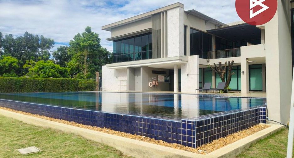 Casa en venta de 4 habitaciones en Don Mueang, Bangkok