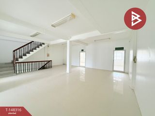 For sale 7 bedrooms retail Space in Mueang Nakhon Pathom, Nakhon Pathom
