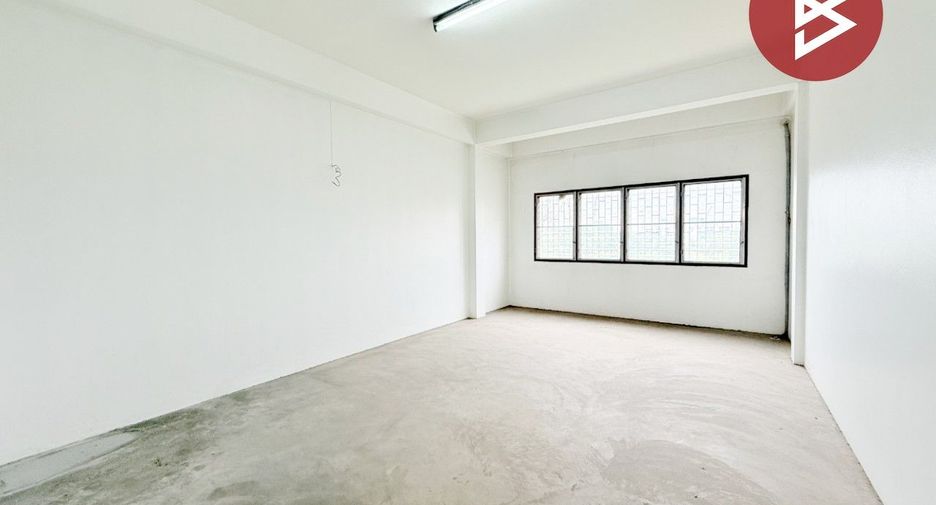 For sale 7 bedrooms retail Space in Mueang Nakhon Pathom, Nakhon Pathom