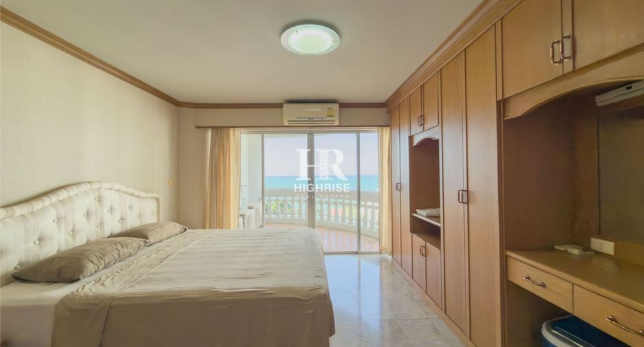 For sale 3 bedrooms condo in Bang Lamung, Chonburi