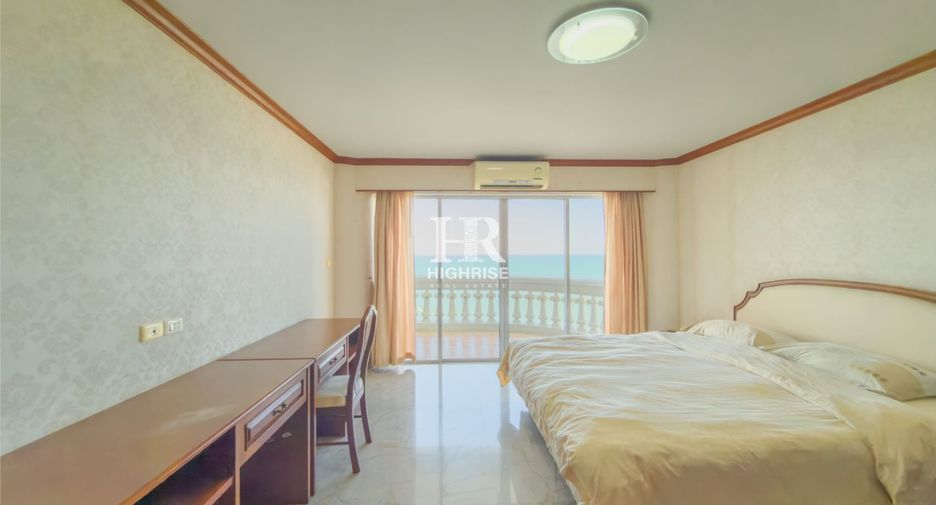 For sale 3 bedrooms condo in Bang Lamung, Chonburi