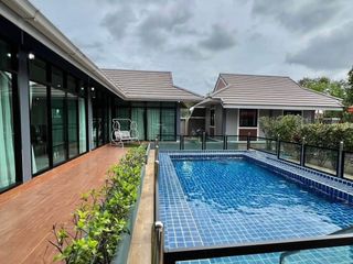 For rent and for sale 6 bedrooms villa in Mueang Chiang Mai, Chiang Mai