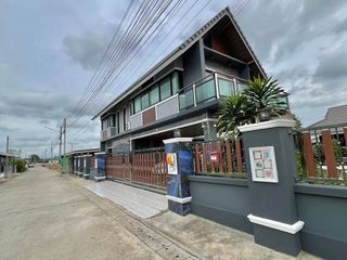 For rent and for sale 6 bedrooms villa in Mueang Chiang Mai, Chiang Mai