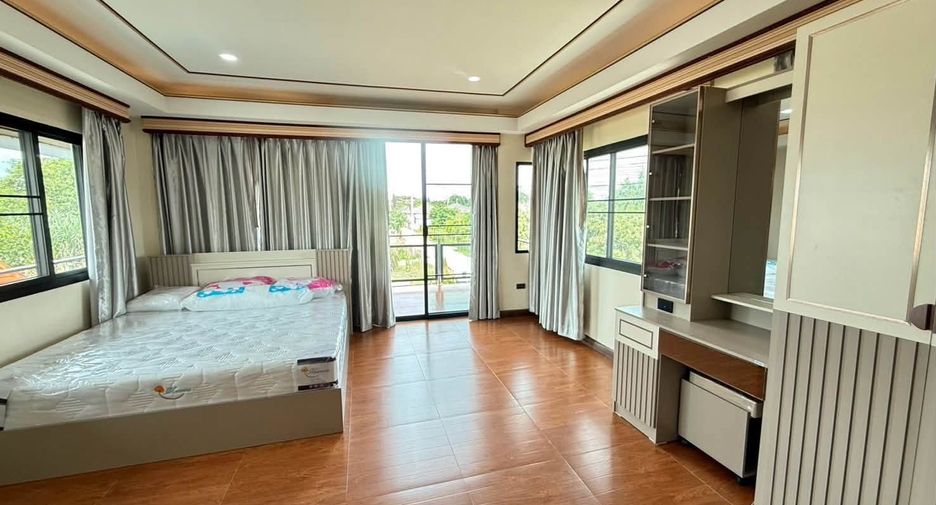 For rent and for sale 6 bedrooms villa in Mueang Chiang Mai, Chiang Mai