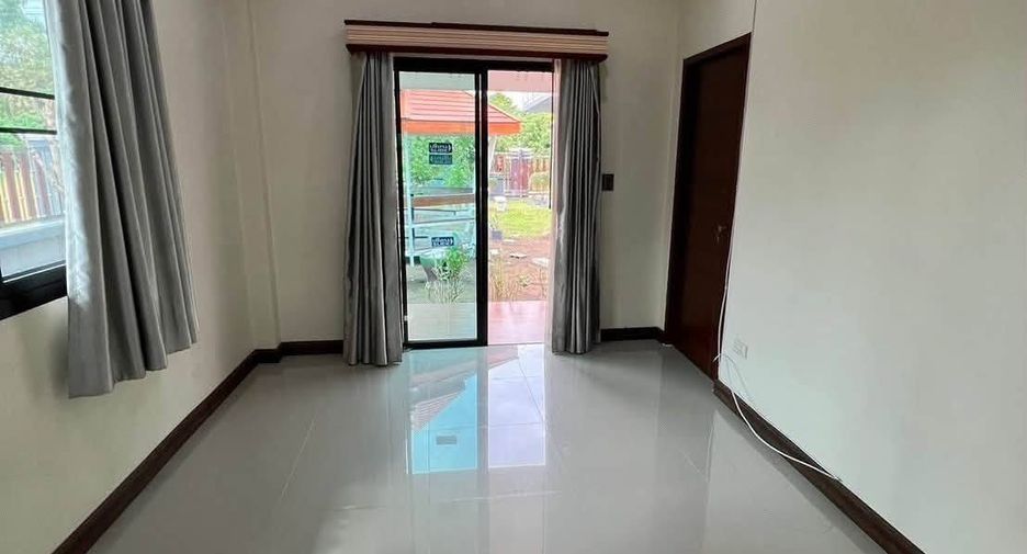 For rent and for sale 6 bedrooms villa in Mueang Chiang Mai, Chiang Mai