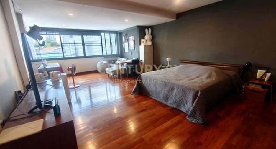 Reihenhaus zum Kauf mit 7 Zimmer in Phaya Thai, Bangkok
