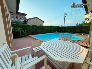 For rent 3 bedrooms villa in Huay Yai, Pattaya