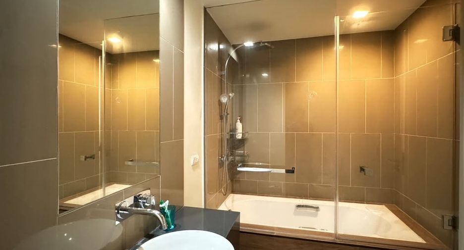 For rent 1 bed condo in Bang Lamung, Chonburi
