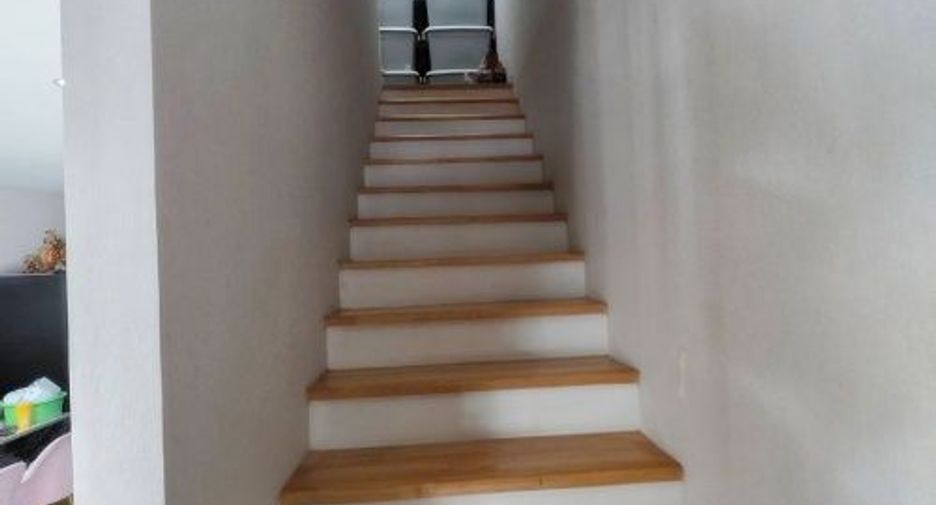 For sale 3 bedrooms townhouse in Phasi Charoen, Bangkok