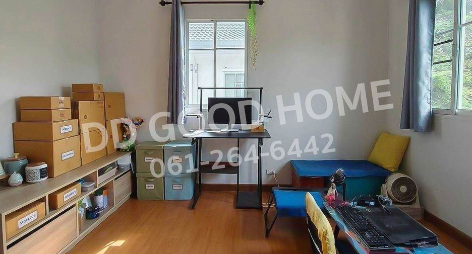 出售 4 卧室 独立屋 在 Khlong Luang, Pathum Thani