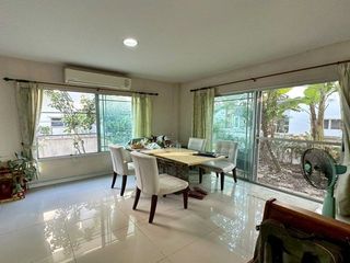 Casa en venta de 3 habitaciones en Prawet, Bangkok