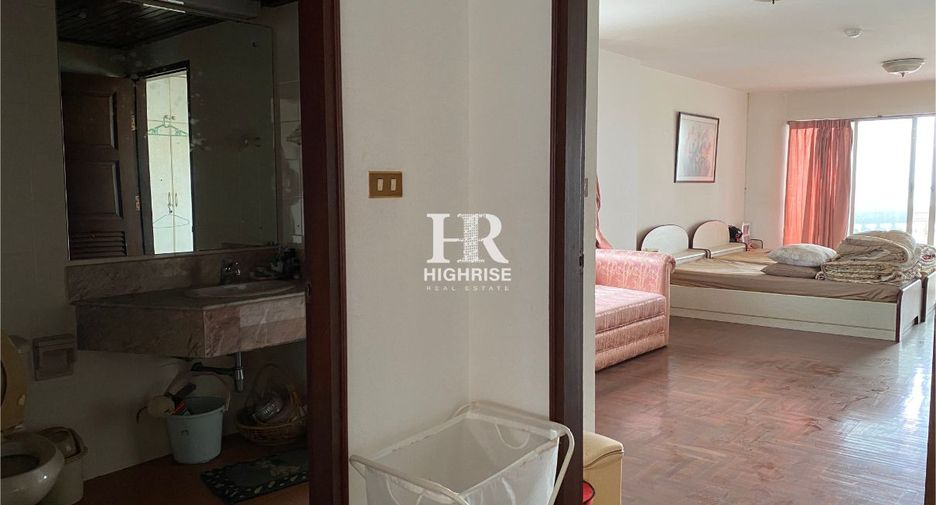 For sale 1 bed condo in Bang Lamung, Chonburi