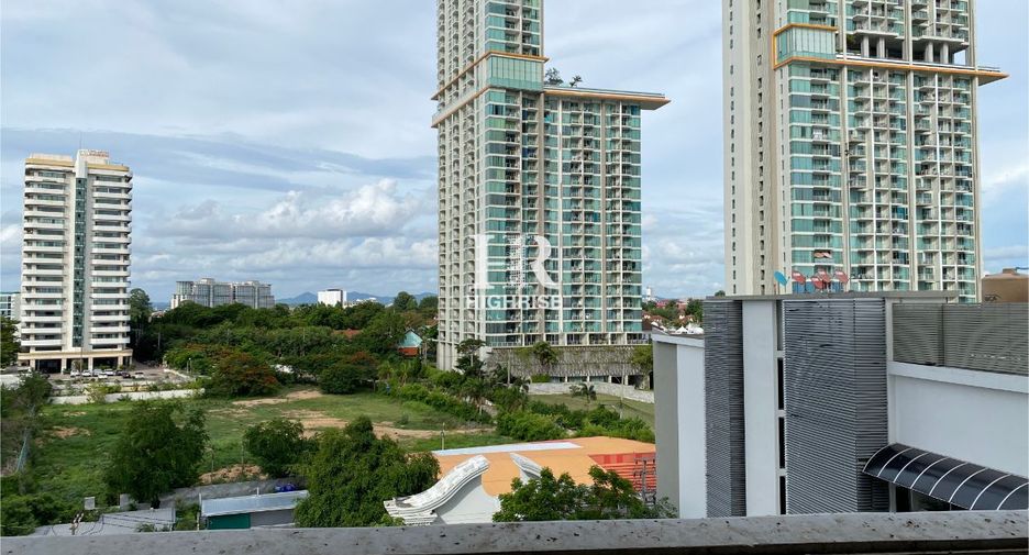 For sale 1 bed condo in Bang Lamung, Chonburi