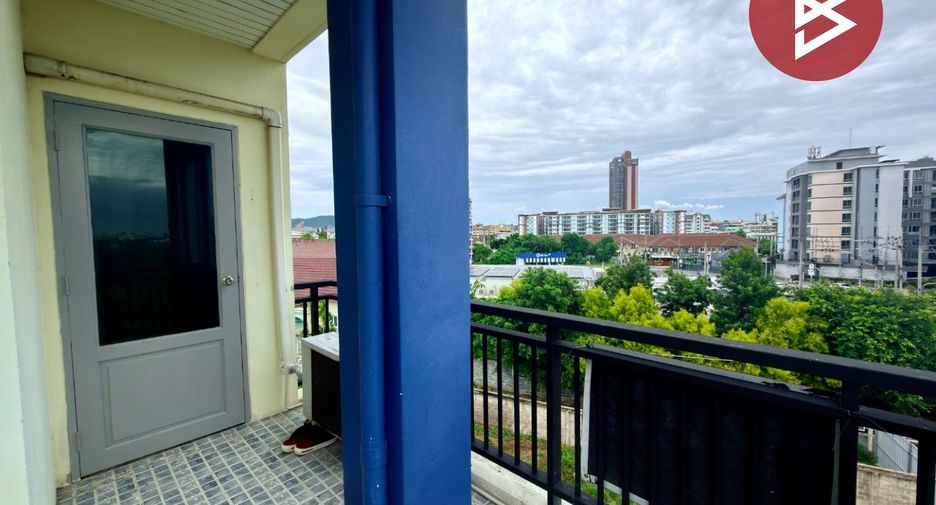 For sale 1 bed condo in Mueang Chon Buri, Chonburi