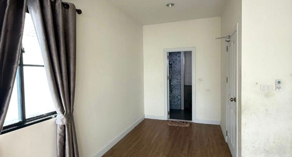 For sale 3 bedrooms house in Bang Pakong, Chachoengsao