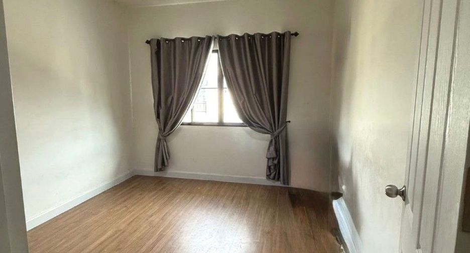 For sale 3 bedrooms house in Bang Pakong, Chachoengsao