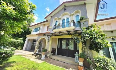 Casa en venta de 4 habitaciones en Sai Mai, Bangkok