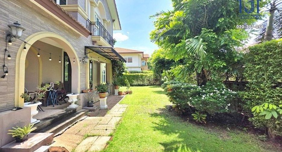 Casa en venta de 4 habitaciones en Sai Mai, Bangkok