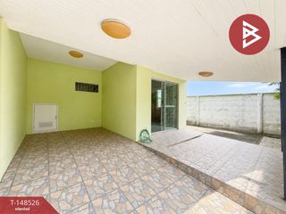 Casa adosada en venta de 3 habitaciones en Sam Phran, Nakhon Pathom
