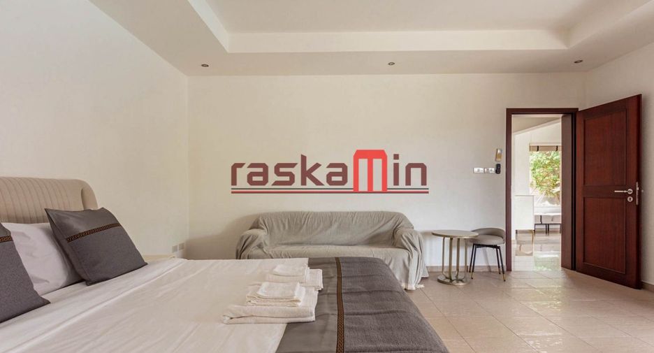For rent 4 bedrooms villa in Bang Lamung, Chonburi