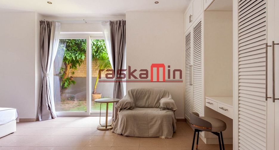 For rent 4 bedrooms villa in Bang Lamung, Chonburi