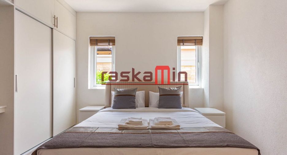 For rent 4 bedrooms villa in Bang Lamung, Chonburi