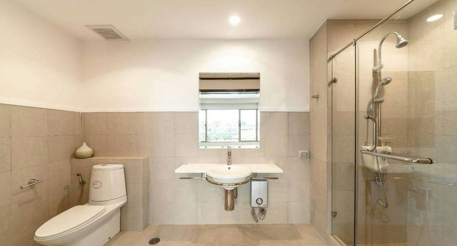 For sale 2 bedrooms condo in Cha Am, Phetchaburi