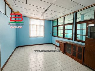 Casa adosada en venta de 2 habitaciones en Chatuchak, Bangkok