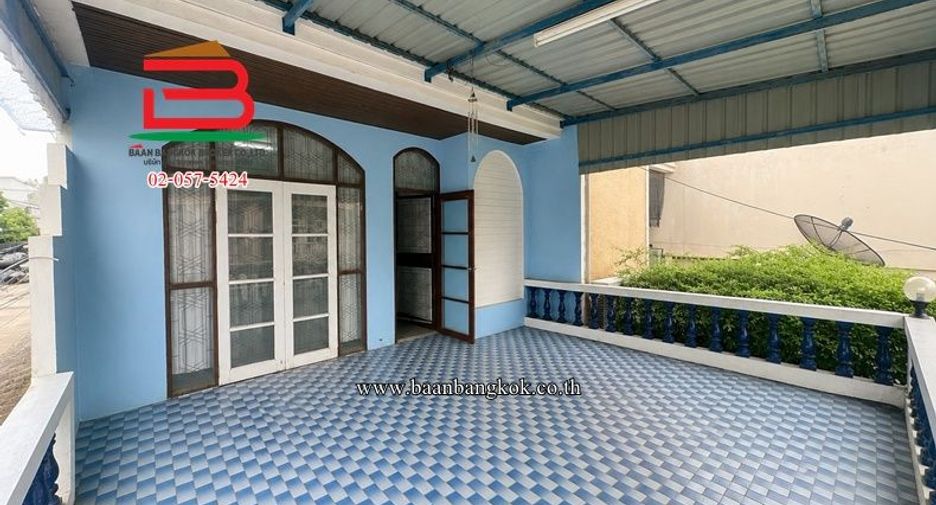Casa adosada en venta de 2 habitaciones en Chatuchak, Bangkok