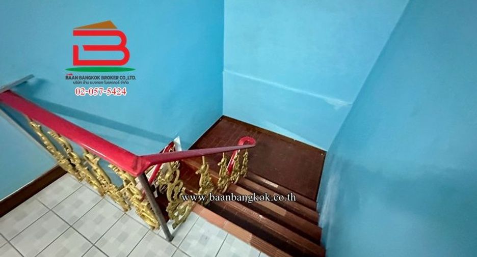 Casa adosada en venta de 2 habitaciones en Chatuchak, Bangkok