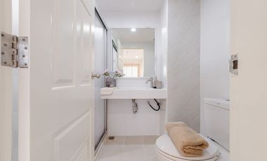 Продажа 1 кровать дом в Щаттхана, Бангкок