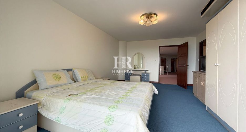 Condo en venta de 3 habitaciones en Bang Lamung, Chonburi
