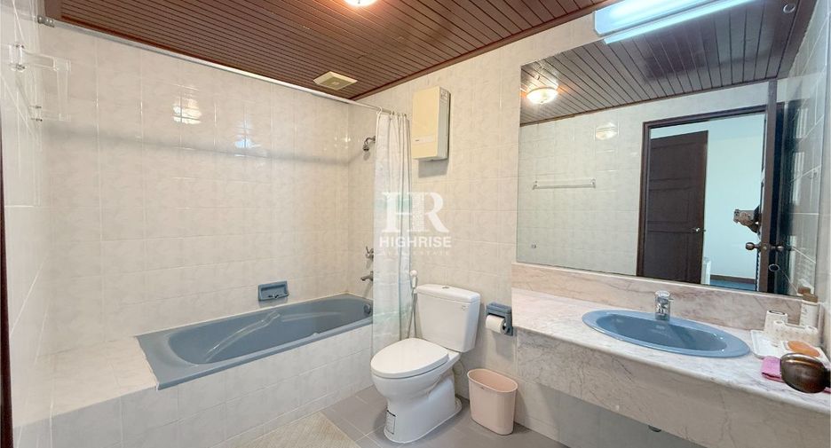 Condo en venta de 3 habitaciones en Bang Lamung, Chonburi