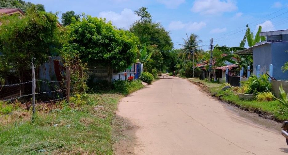 For sale land in Mueang Surin, Surin