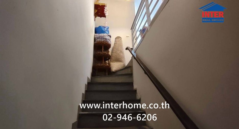 For sale 3 bedrooms townhouse in Mueang Nonthaburi, Nonthaburi