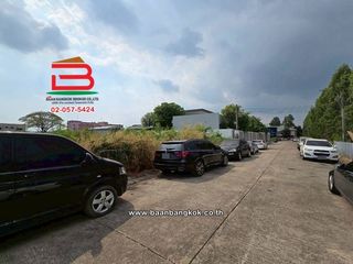 Terreno en venta en Saphan Sung, Bangkok