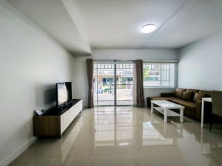 For rent 2 bedrooms townhouse in Bang Phli, Samut Prakan