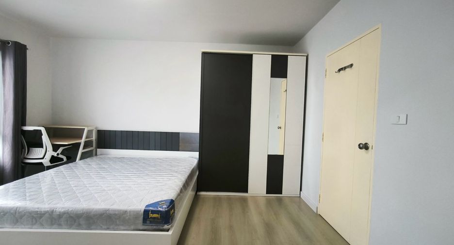 For rent 2 bedrooms townhouse in Bang Phli, Samut Prakan