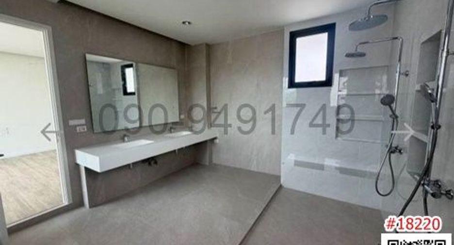 For rent 4 ベッドルーム house in Dusit, Bangkok