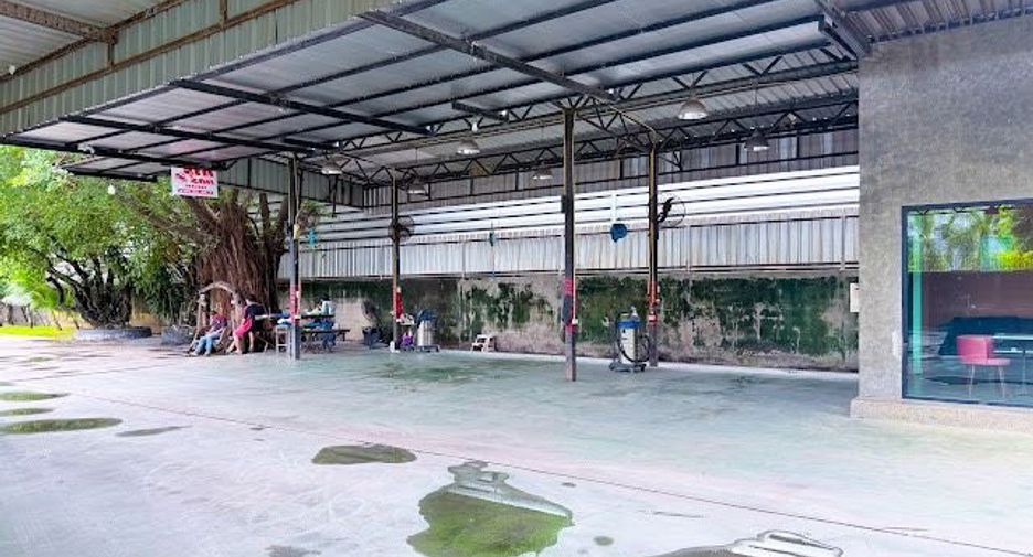 Grundstück zum Kauf in Khlong Sam Wa, Bangkok