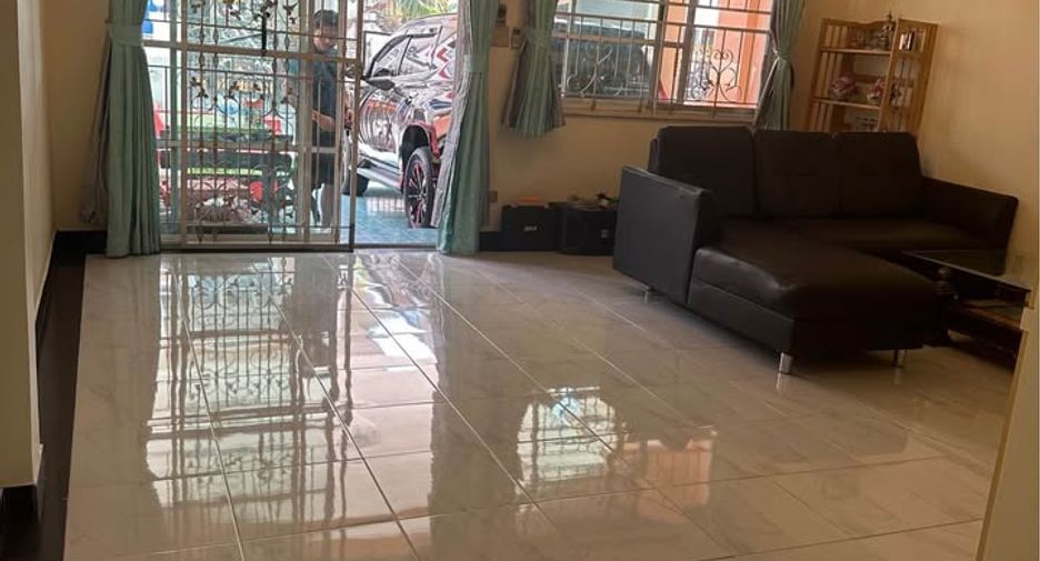 For rent 2 bedrooms house in Bang Lamung, Chonburi