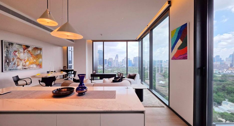 For rent 3 ベッドルーム condo in Sathon, Bangkok