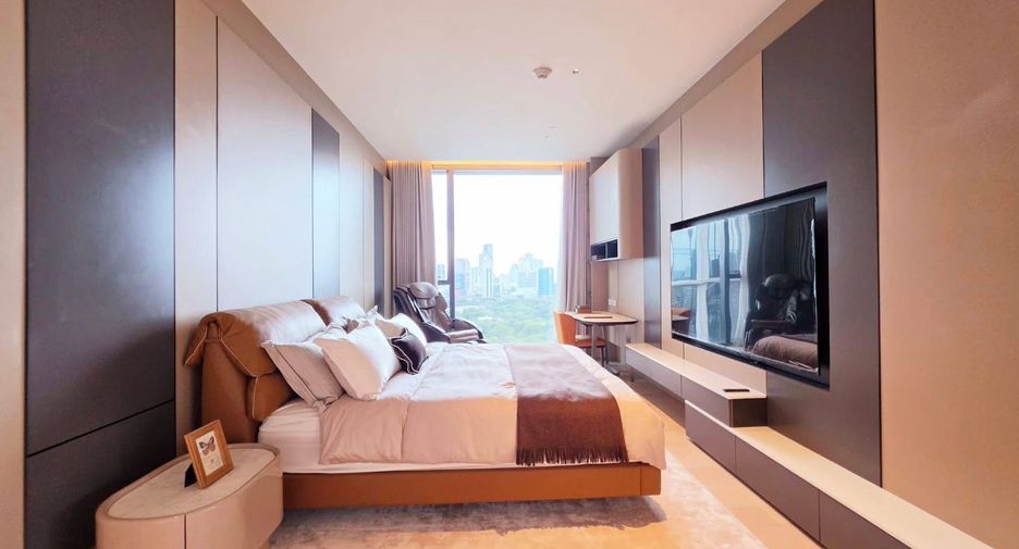 For rent 3 ベッドルーム condo in Sathon, Bangkok