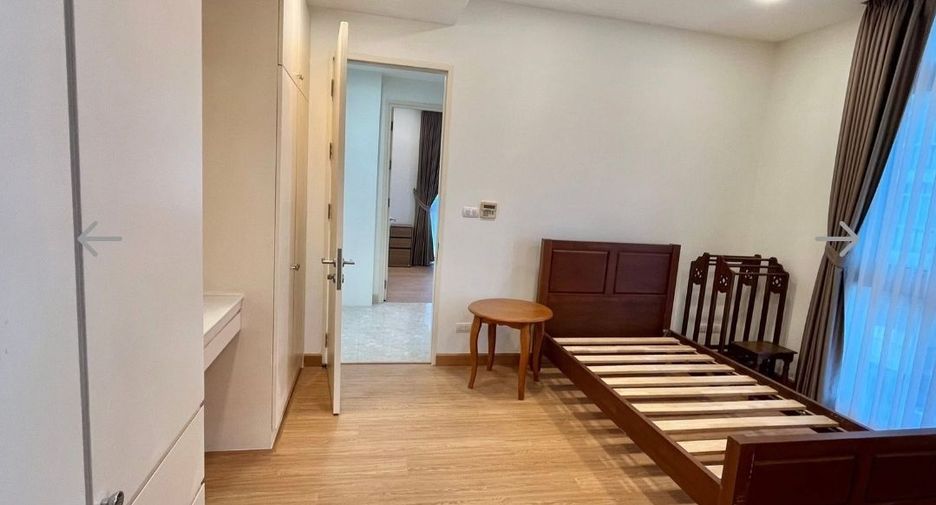For rent 3 bedrooms condo in Khlong Toei, Bangkok