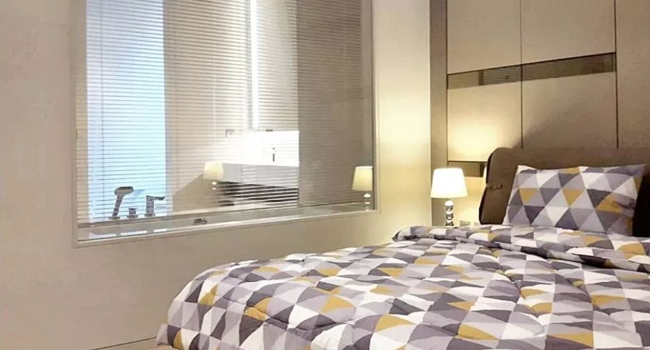 For rent 2 bedrooms condo in Watthana, Bangkok