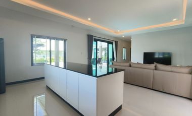 Villa en venta de 3 habitaciones en Hua Hin, Prachuap Khiri Khan