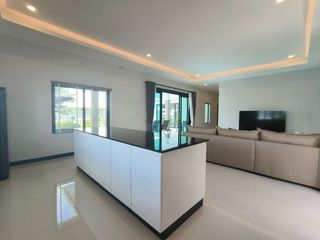 Villa zum Kauf mit 3 Zimmer in Hua Hin, Prachuap Khiri Khan