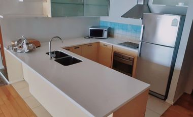 For rent 4 bedrooms condo in Khlong Toei, Bangkok