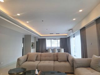 For rent 4 bedrooms condo in Khlong Toei, Bangkok